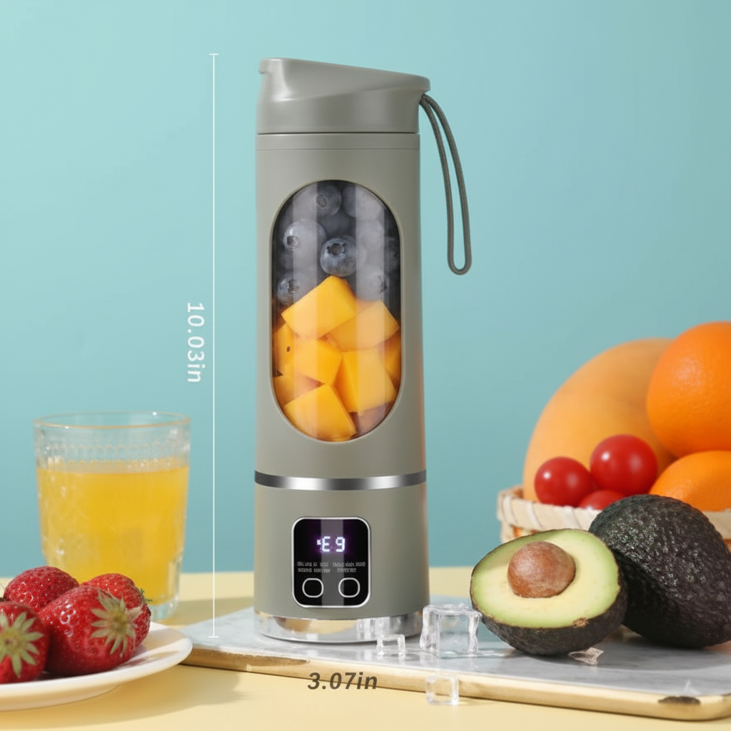 Licuadora portátil verde con frutas, imagen de producto en alta resolución